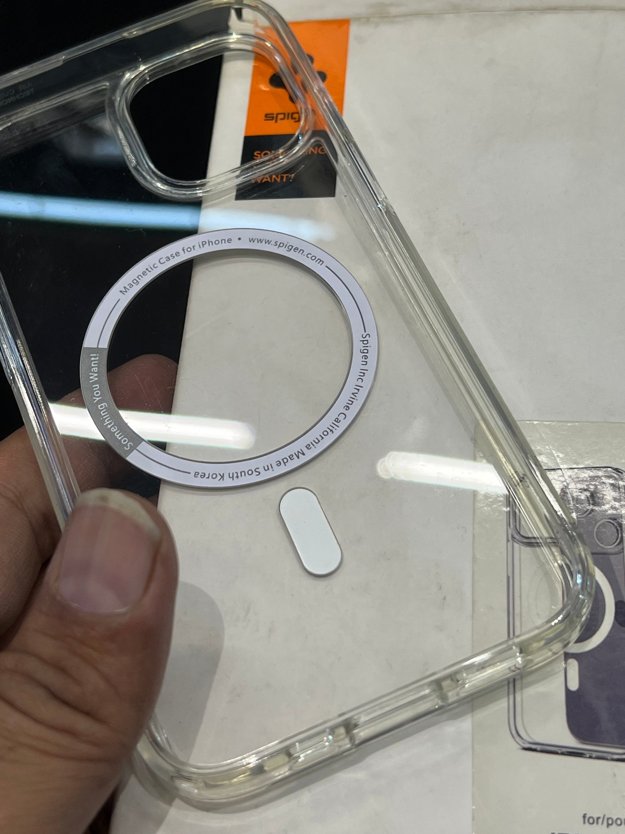 Spigen case magsafe